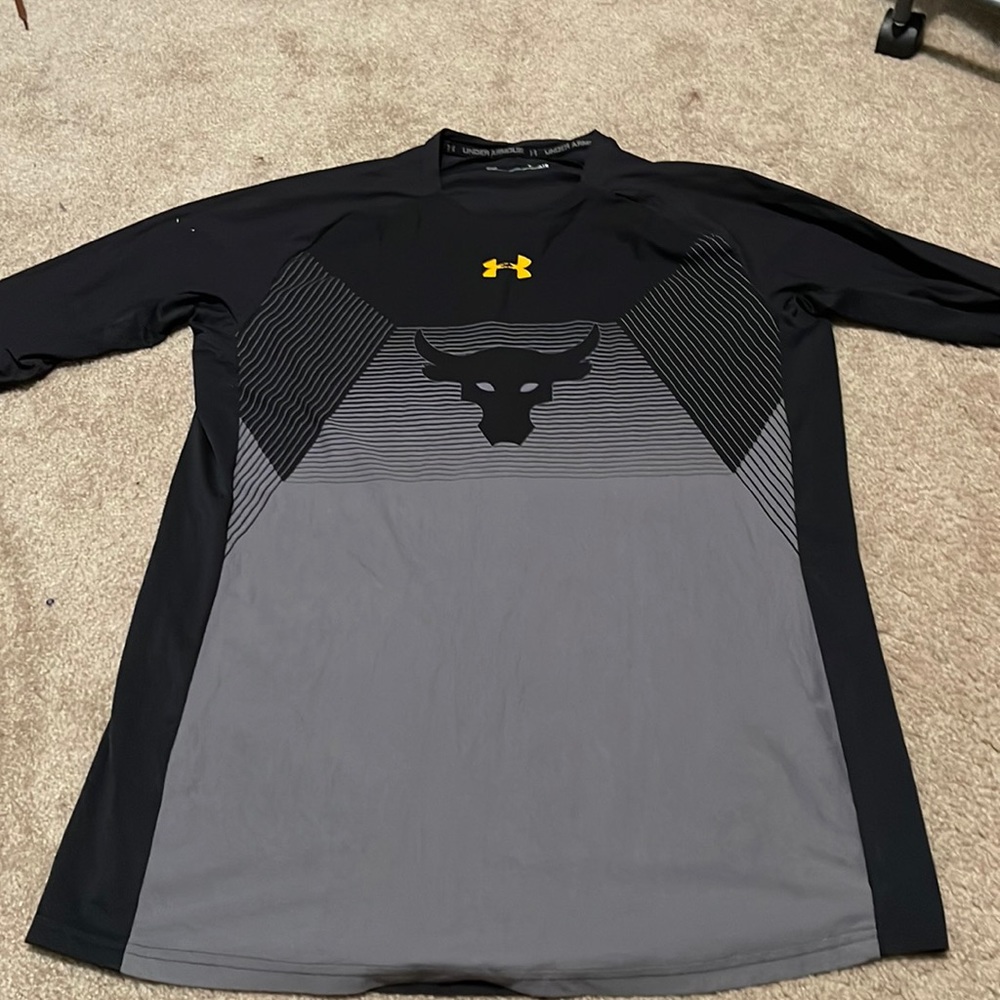 Under Armour 3/4 sleeve shirt
